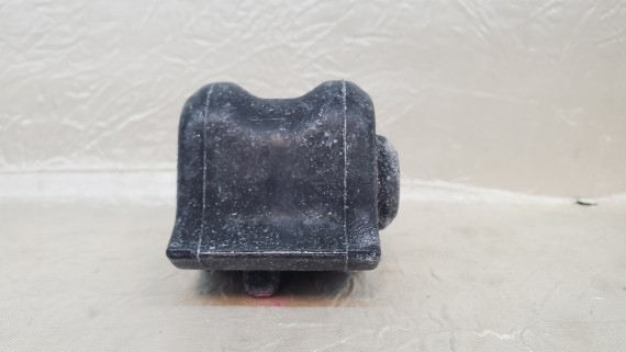 Втулка cтабилизатора передняя левая Toyota RAV4 XA30 2003-2010г