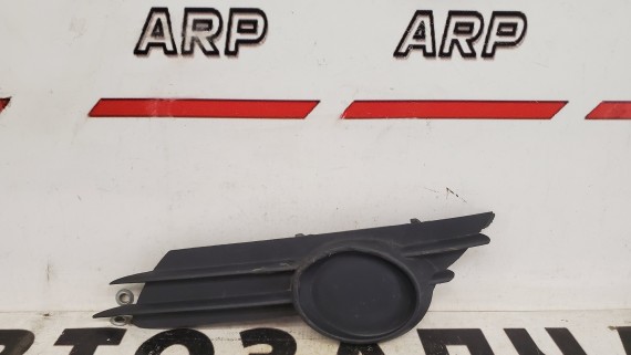 Заглушка противотуманной фары левая Opel Corsa D 2006-2010
