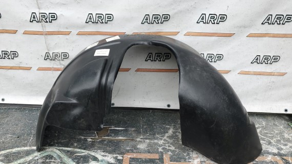 Подкрылок передний правый Kia Cerato 2 2008-2012