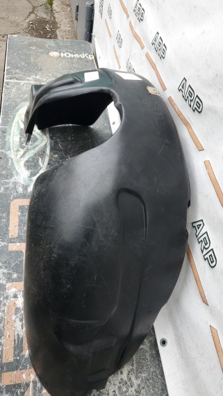 Подкрылок передний правый Kia Cerato 2 2008-2012