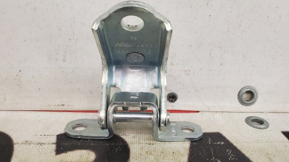 Петля задней двери Ford Fiesta MK6 2008-2019