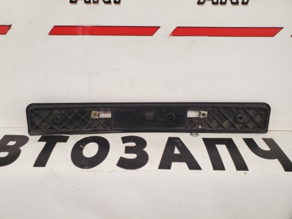 Накладка под номер передняя Toyota RAV 4 XA30 2006-2010