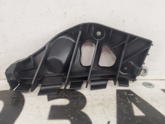 Кронштейн заднего бампера правый Renault Sandero 2009-2014