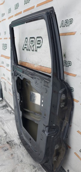 Дверь задняя левая Jeep Grand Cherokee WK2 2010-2022