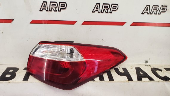 Фонарь задний правый внешний Kia Cerato 3 2013-2018