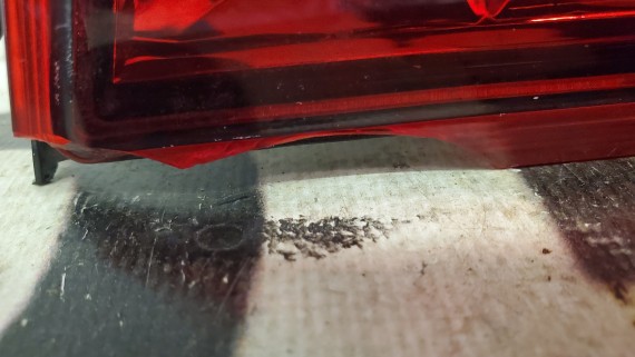 Фонарь левый внутренний Mitsubishi Outlander 3 2015-2023