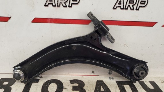 Рычаг передний правый Nissan Qashqai J10 Renault Koleos 2 2006-2013