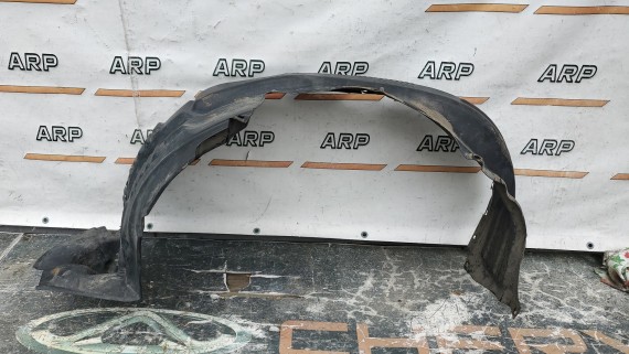 Подкрылок передний правый Toyota Prado 150 2018-2020