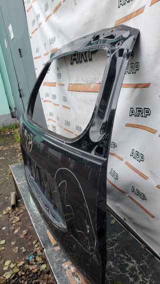 Дверь багажника Toyota Land Cruiser Prado 150 2009-2022