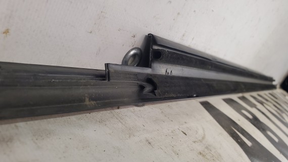 Молдинг стекла двери передний правый Audi A3 8V 2012-2020