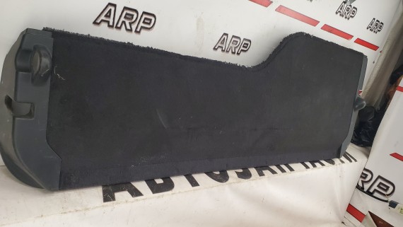 Обшивка крышки багажника Land Rover Discovery 3 L319 2004-2009