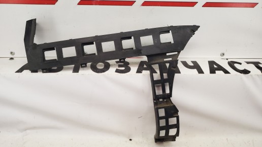 Кронштейн заднего бампера правый Volkswagen Passat B6 2005-2011