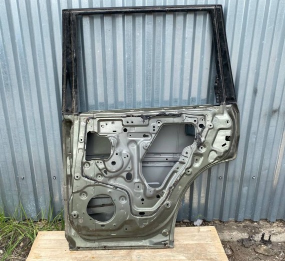 Дверь задняя правая Nissan X-Trail T30 2000-2007