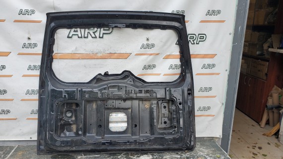 Дверь багажника Mitsubishi Pajero 4 2006-2021