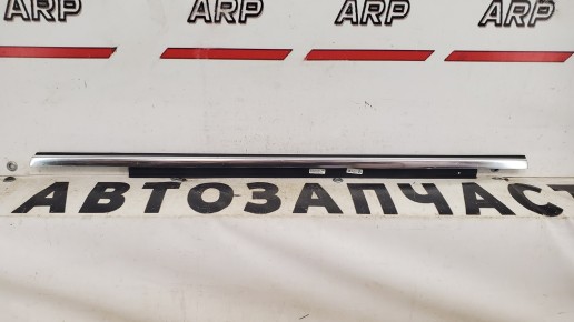 Молдинг стекла двери задний правый Audi A4 B8 2007-2015