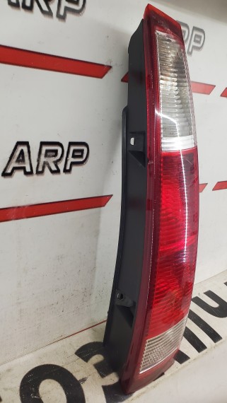 Фонарь задний правый Opel Meriva A 2003-2010