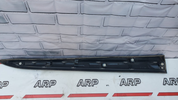 Накладка двери задняя левая Mitsubishi Outlander 3 2018-2025