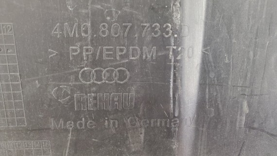 Накладка переднего бампера Audi Q7 4m 2015-2019