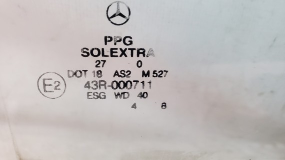 Стекло двери заднее правое Mercedes-Benz C-Class W203 2000-2006