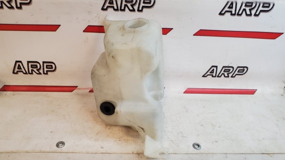 Бачок омывателя Volkswagen Golf 4, Skoda Octavia A4, Audi A3 8L