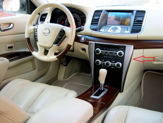 Накладка декоративная правая на автомагнитоллу Nissan Teana J32 2008-2012