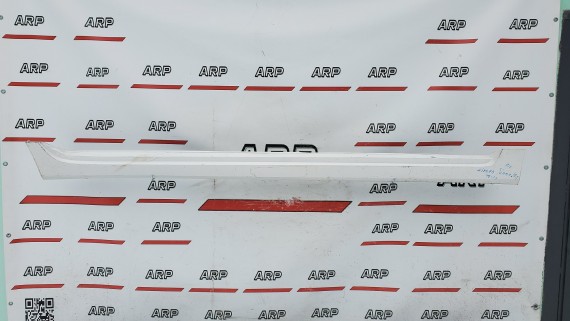 Накладка на порог правый Nissan Teana J32 2008-2011