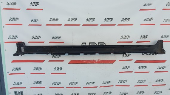 Накладка на порог правый Nissan Teana J32 2008-2011
