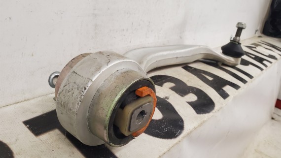 Рычаг подвески передний правый Audi A4, A6, A8, Volkswagen Passat B5 1996-2008