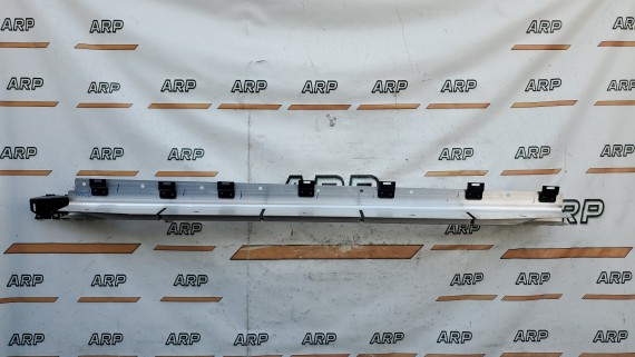 Кронштейн порога левый Mercedes-Benz ML-Class W164 2005-2011