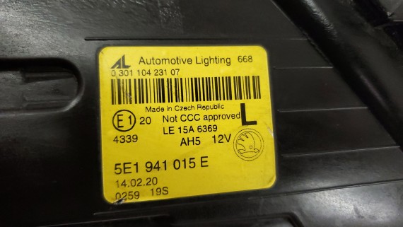 Фара левая LED Skoda Octavia A7 2017-2020