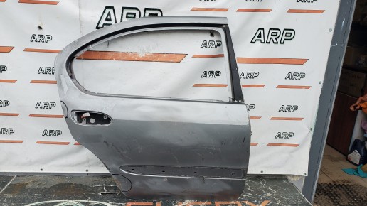 Дверь задняя правая Nissan Maxima Cefiro A33 1998-2006