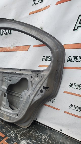 Дверь задняя правая Nissan Maxima Cefiro A33 1998-2006