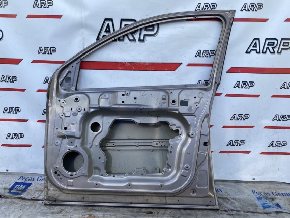 Дверь передняя правая Nissan Qashqai j10 2006-2014