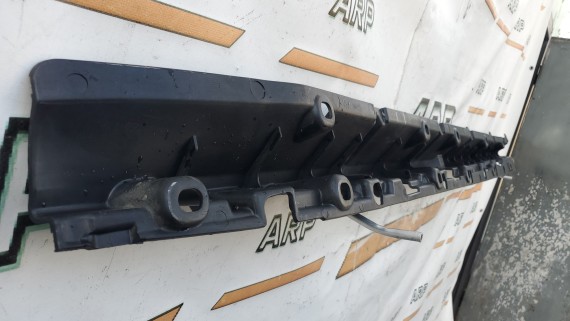 Кронштейн подножки правый BMW X6 E71 2007-2013