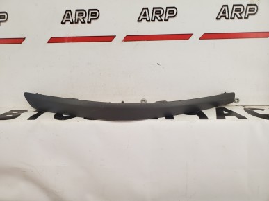 Накладка переднего бампера правая Renault Laguna 2 2000-2008