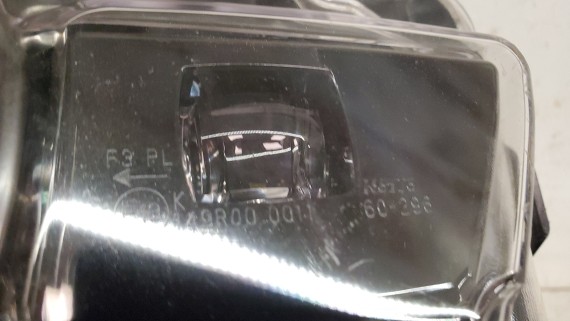 ПТФ фара правая Toyota Land Cruiser 300 2021-2024