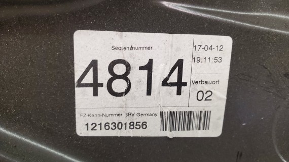 Корпус стеклоподъемника передний правый Volkswagen Passat B7 2011-2015