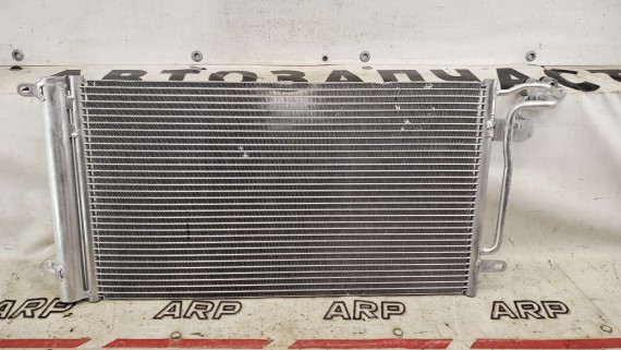 Радиатор кондиционера Skoda Rapid 1 2012-2020