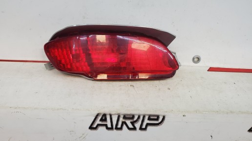 Фонарь задний в бампер левый Lexus RX 2 2003-2009