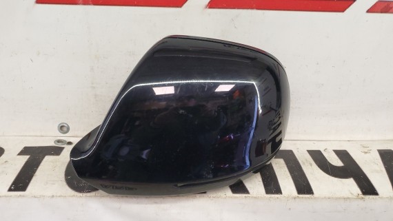 Корпус левого зеркала Audi Q7 2005-2015