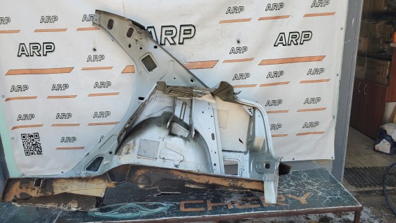 Четверть кузова задняя правая Renault Logan 1 2004-2009
