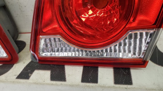 Фонарь задний левый правый Chevrolet Cruze 2009-2016