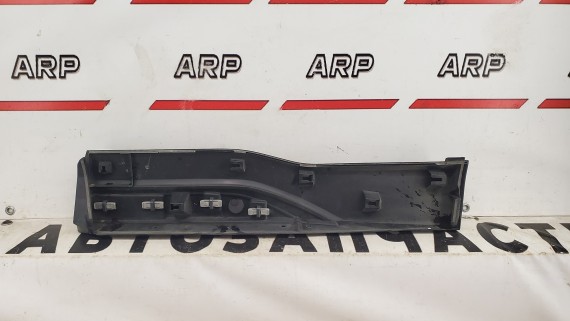 Накладка задней правой двери Subaru Forester 5 2018-н.в.