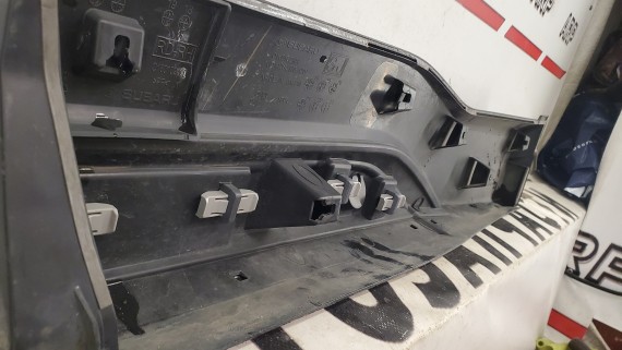 Накладка задней правой двери Subaru Forester 5 2018-н.в.