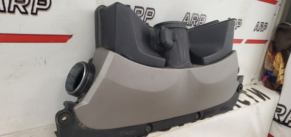 Воздухозаборник BMW 7-Series E65 2001–2008