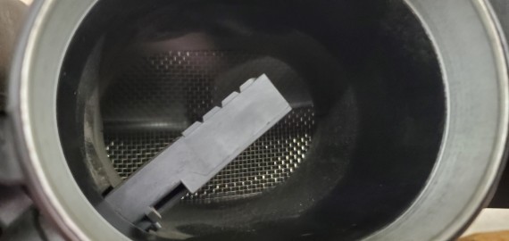 Воздухозаборник BMW 7-Series E65 2001–2008