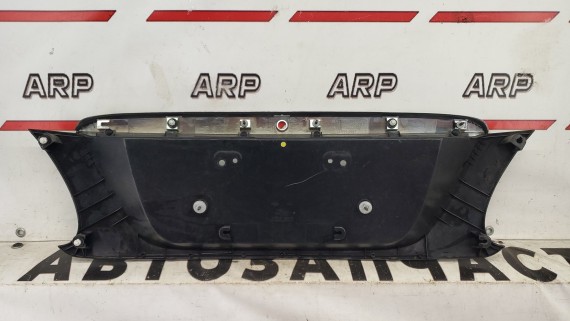 Накладка крышки багажника Nissan Bluebird Sylphy 2000-2005