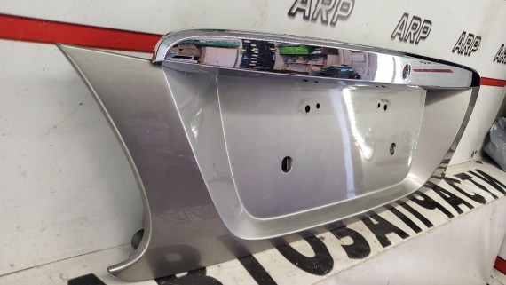 Накладка крышки багажника Nissan Bluebird Sylphy 2000-2005