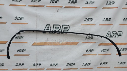 Юбка переднего бампера Hyundai Grand Santa Fe 2012-2016