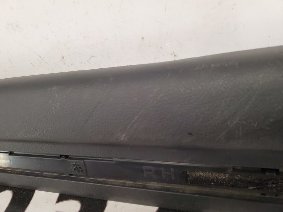 Накладка порога передняя паравая Toyota Camry 40 2006-2011